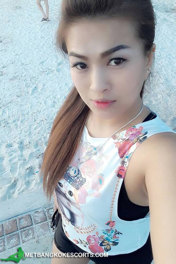 Lucky Thai Escort In Bangkok 2