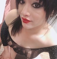 Lucky - Transsexual escort in Abu Dhabi