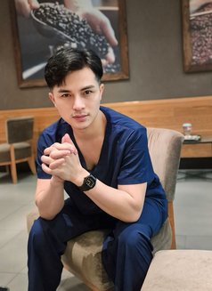 Lucky - Masajista in Ruwais Photo 4 of 6