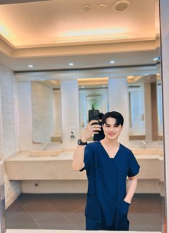 Lucky - Masajista in Ruwais Photo 5 of 6