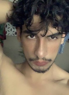 Lucky Top - Acompañantes masculino in Greater Noida Photo 21 of 24