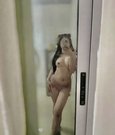 Lucky Young and Petite - puta in Dubai Photo 1 of 1