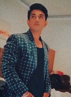 Lucky0007 - Male escort in New Delhi Photo 2 of 4