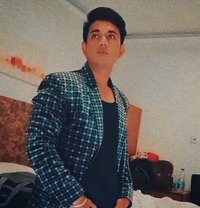 Lucky0007 - Acompañantes masculino in New Delhi