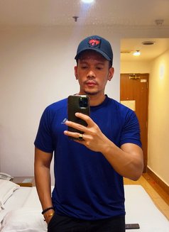 Lucky32 - Acompañantes masculino in Kuala Lumpur Photo 5 of 5