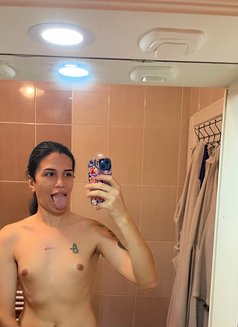 Luckyberk - Male escort in İstanbul Photo 11 of 11