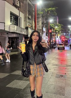 Lucy 23 Hard Big C - Transsexual escort in Hong Kong Photo 11 of 26