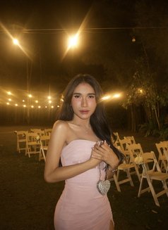 Lucy 23 Hard Big C - Transsexual escort in Hong Kong Photo 16 of 26