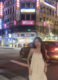 Lucy 23 Hard Big C - Transsexual escort in Hong Kong Photo 20 of 26