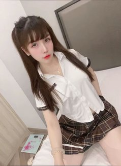 Lucy Best Service Dubai - puta in Dubai Photo 15 of 22