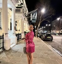Lucy - Acompañantes transexual in London