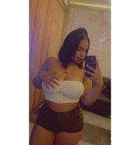 Lucy - escort in Şalālah