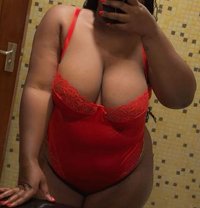 Lucy Chubby - escort in Kampala