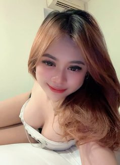 Lucy - escort in Jakarta Photo 1 of 6