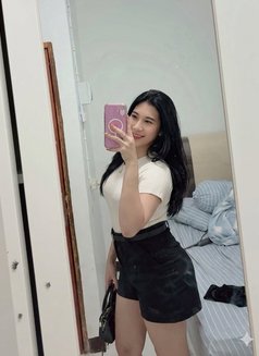 Lucy - Masajista in Jakarta Photo 2 of 10