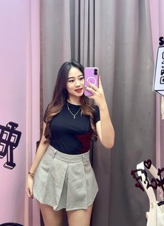 Lucy - Masajista in Jakarta Photo 6 of 10