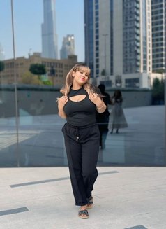 Lucy - escort in Dubai Photo 1 of 6