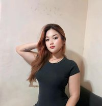 Lucy - escort in Makati City Photo 1 of 5