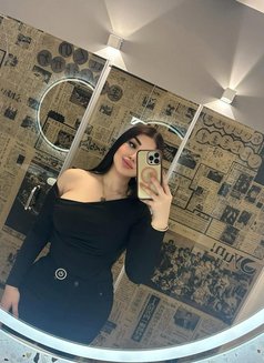 Lucy Full services - escort in Buraidah Photo 9 of 9
