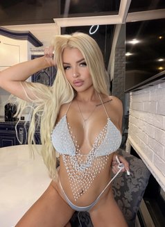 Lucy Independent & Best Service - escort in Dubai Photo 1 of 7