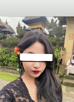 Lucy - escort in Bali Photo 2 of 4