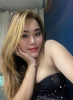 Lucy Lee - escort in Dubai Photo 17 of 25