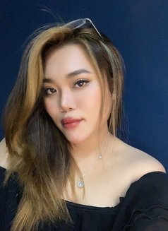 Lucy Lee - escort in Dubai Photo 18 of 25