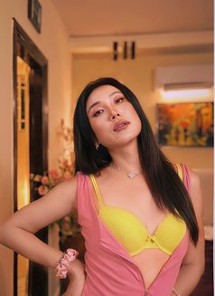 Lucy Lui | Elite Companion - Acompañantes transexual in Bangalore Photo 29 of 29