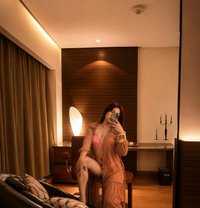 Lucy Lui | Sophisticated & Down to Earth - Acompañantes transexual in Bangalore