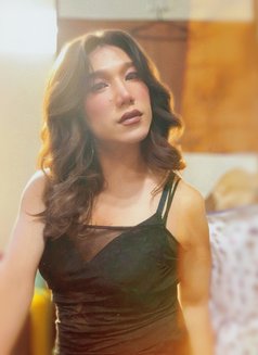 Lucy lui !Trans Companion - Transsexual escort in Bangalore Photo 17 of 18