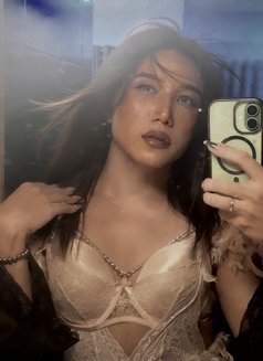 Lucy lui !Trans Companion - Transsexual escort in Bangalore Photo 18 of 18