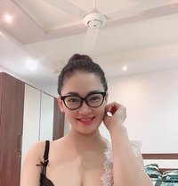 Lucy - masseuse in Muscat