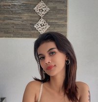 Lucy Melia - escort in Bali