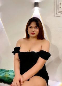 Lucy Pearl - Transsexual escort in Manila Photo 7 of 7