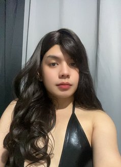CD Lucy Pearl - Transsexual escort in Hong Kong Photo 5 of 11