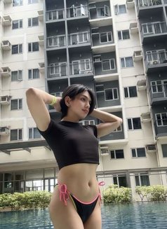 LUCY PEARL - Transsexual escort in Hong Kong Photo 15 of 17