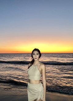 Kate Salazar - escort in Hong Kong Photo 4 of 12