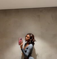 Lucy - escort in Singapore