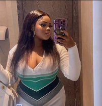 LUCY, SUPER HOT QUEEN - puta in Visakhapatnam Photo 3 of 3