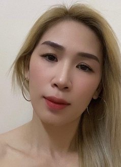 Lucy - escort in Al Ain Photo 1 of 1