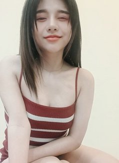 Lucy - escort in Gurgaon Photo 2 of 5