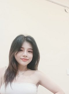 Lucy - escort in Gurgaon Photo 7 of 7