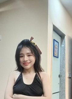Lucy - escort in Gurgaon Photo 8 of 12