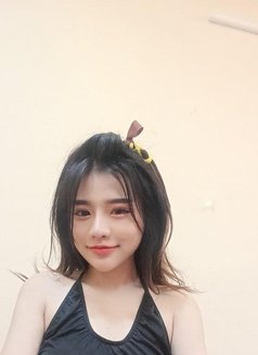 Lucy - escort in Gurgaon Photo 9 of 12