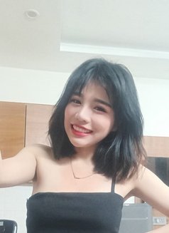 Lucy - escort in Gurgaon Photo 5 of 6