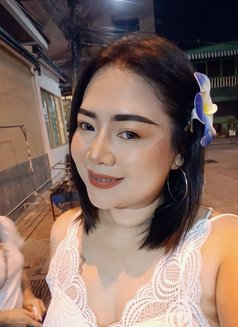 Lucy - puta in Pattaya Photo 11 of 16