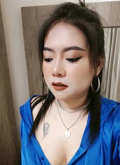 Lucy - puta in Pattaya Photo 15 of 16