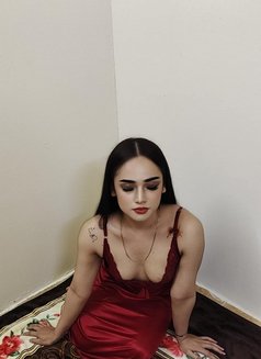 Lucy - Acompañante transexual in Doha Photo 10 of 10