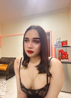 Lucy - Transsexual companion in Doha Photo 8 of 8