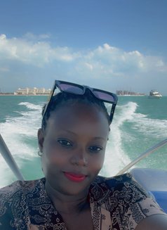 Lucy - escort in London Photo 2 of 4